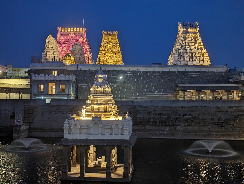 Kanchipuram temple at night